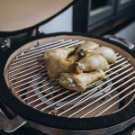 mini4-barbecue-au-charbon-de-bois-kamado-monolitth-junior4.jpg